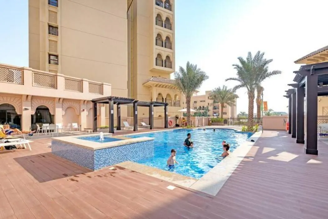 Apartment Stylish 1-Bedroom Retreat With Pool In Vibrant Jumeirah Golf Estates Dubai