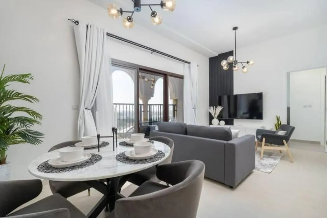 Stylish 1-Bedroom Retreat With Pool In Vibrant Jumeirah Golf Estates Dubai Apartment